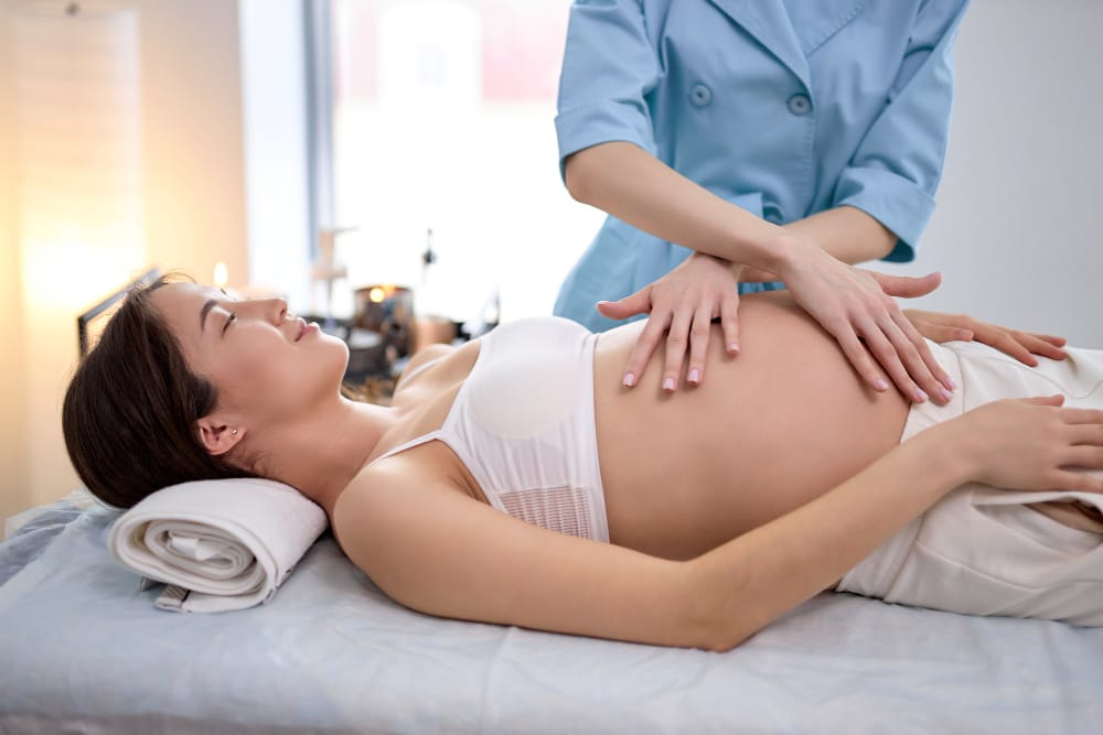 massage for pregnant woman